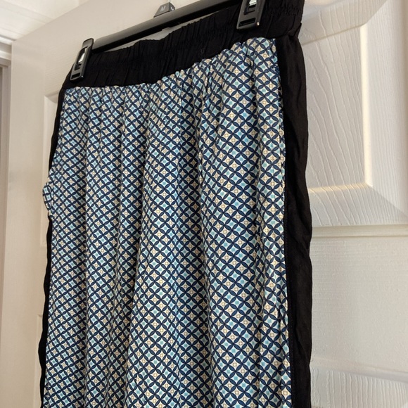 Mandy M Wide Leg Pants - Picture 2 of 4